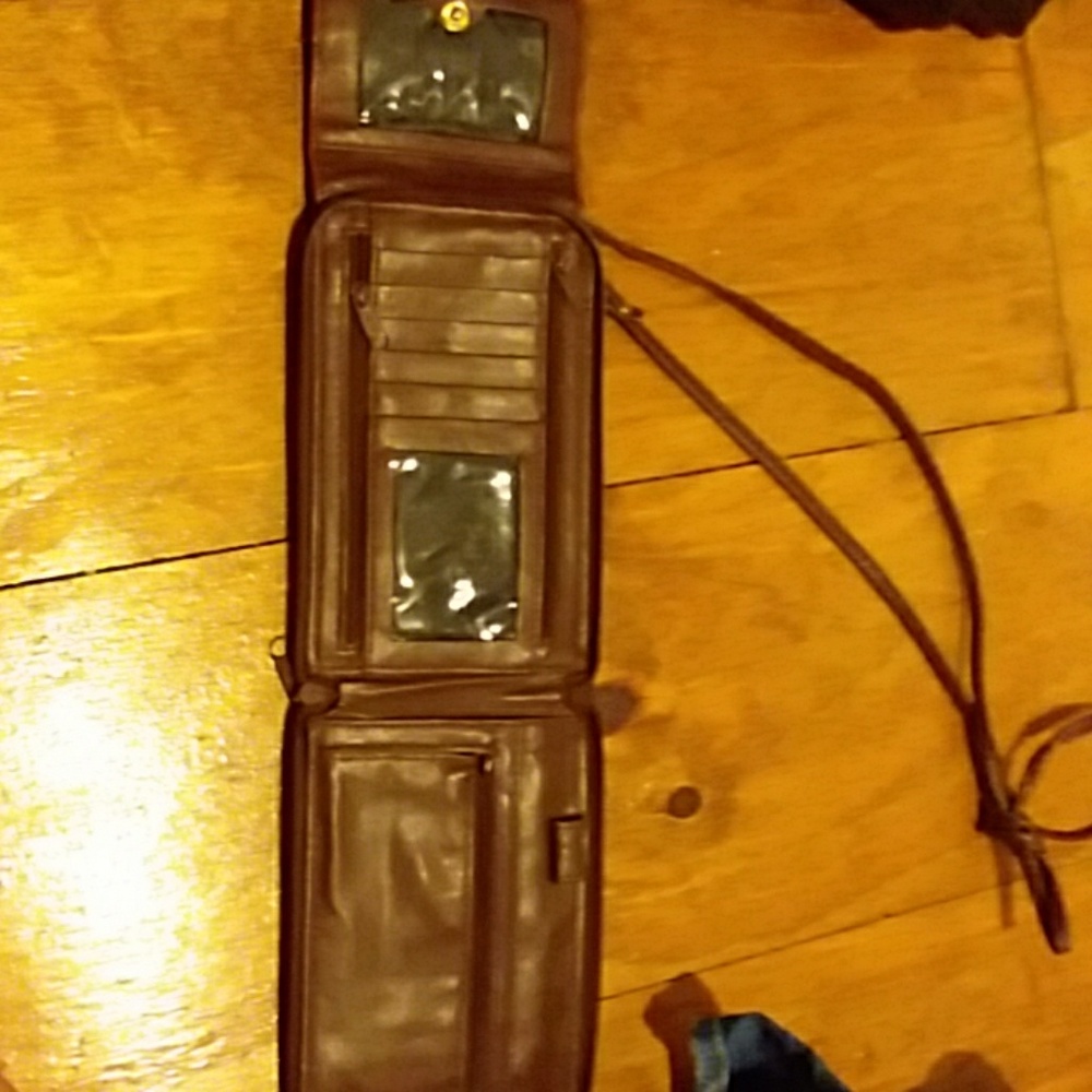 Purse - Picture 2 of 2
